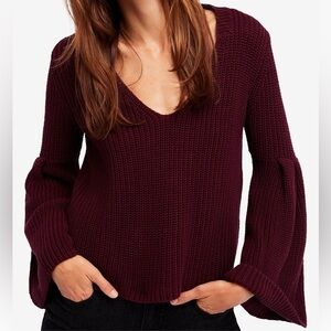 Free People‎ Damsel Bell Sleeve Burgundy V-Neck Sweater